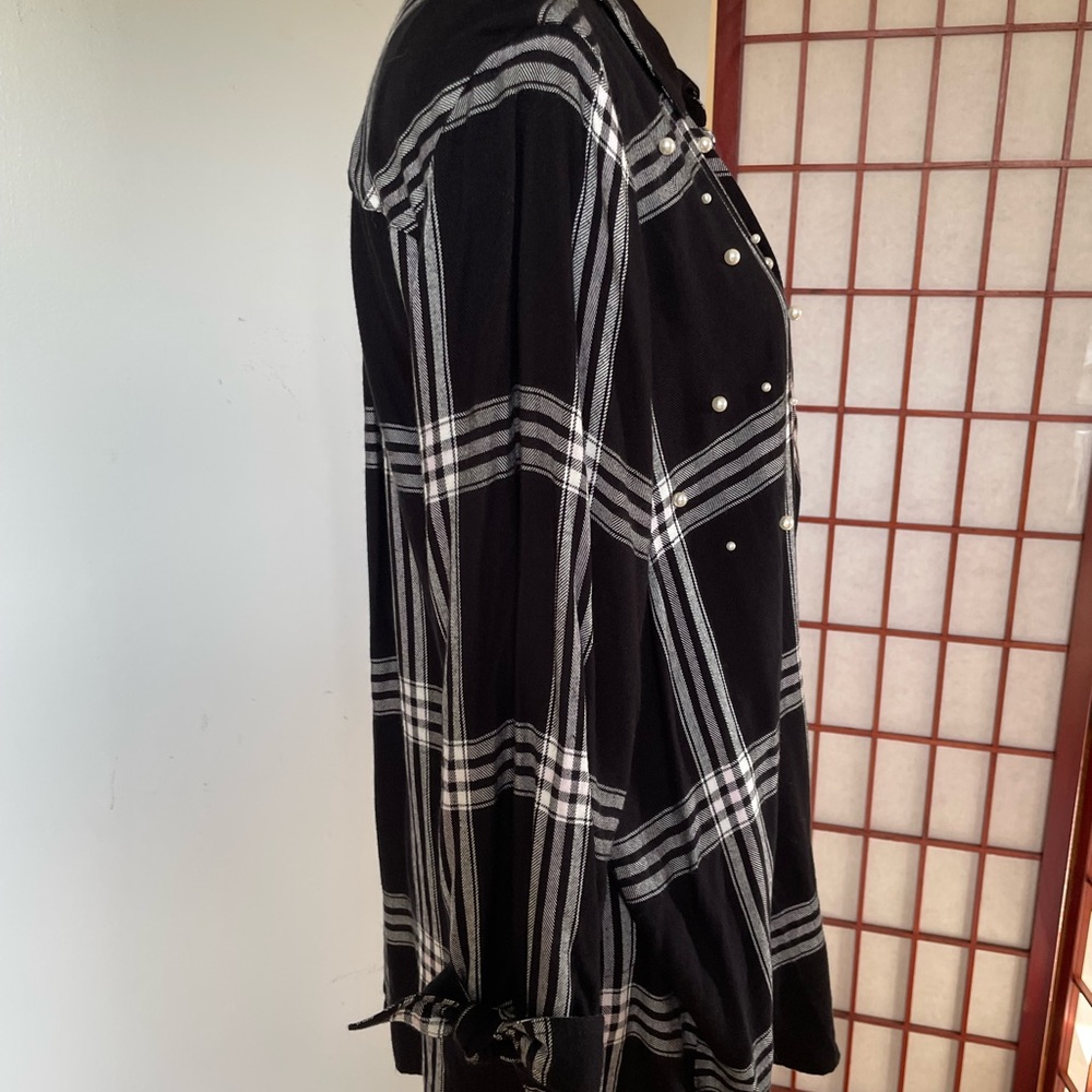 Laundry By Shelli Segal Black and White Plaid Shirt, Size L - Picture 6 of 9
